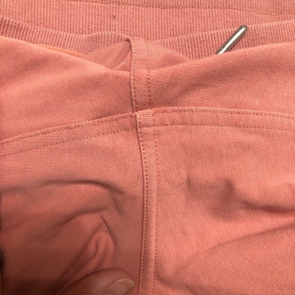 Lululemon Scuba High Rise French Terry Jogger in Brier Rose Pink - Size 8 - Picture 7 of 8